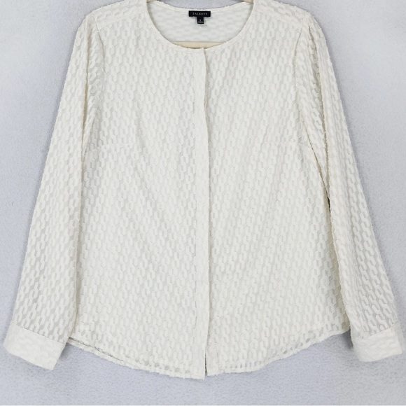 Talbots Sheer Cream Ivory White Chain Textured Top Lightweight Button Up Sz 8 - Picture 2 of 12